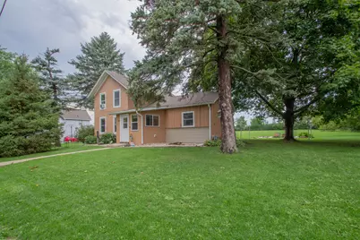 816 W Division St, Watertown, WI 53098 - Photo 41