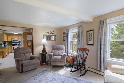 816 W Division St, Watertown, WI 53098 - Photo 23