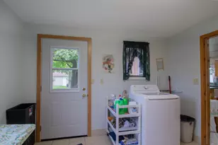 816 W Division St, Watertown, WI 53098 - Photo 35