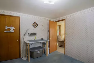 816 W Division St, Watertown, WI 53098 - Photo 27