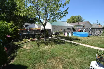 3701 N 97th St, Milwaukee, WI 53222 - Photo 9