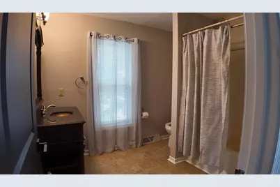 3701 N 97th St, Milwaukee, WI 53222 - Photo 35