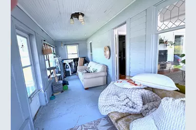 164  Dewey Ave, Fontana, WI 53125 - Photo 5