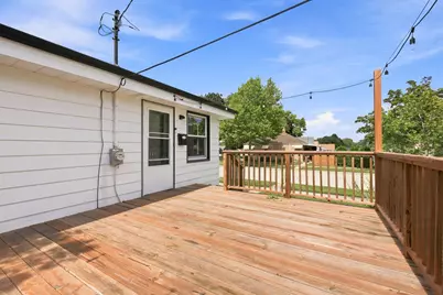 2002 S 97th St, West Allis, WI 53227 - Photo 15