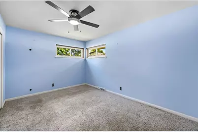 8509 N 52nd St, Brown Deer, WI 53223 - Photo 11