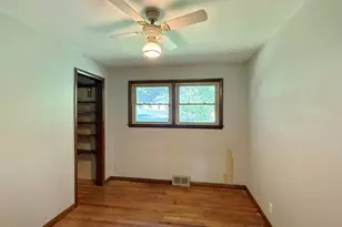 370 S Allen Rd, Brookfield, WI 53186 - Photo 11