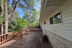 370 S Allen Rd, Brookfield, WI 53186 - Photo 23