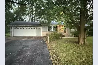 370 S Allen Rd, Brookfield, WI 53186 - Photo 1