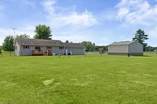 25032 Atwood Ave, Lincoln, WI 54666 - Photo 9