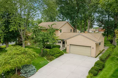 5254 S Allenwood Ln, Hales Corners, WI 53130 - Photo 43