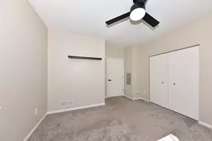 339 W Vine St, Milwaukee, WI 53212 - Photo 19