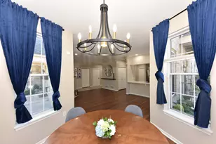 339 W Vine St, Milwaukee, WI 53212 - Photo 9