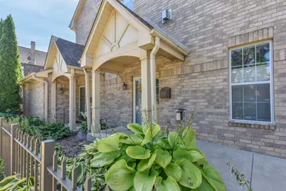 339 W Vine St, Milwaukee, WI 53212 - Photo 27