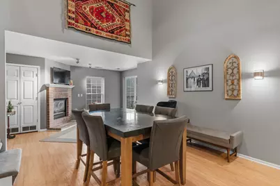 7224 W State St #3D, Wauwatosa, WI 53213 - Photo 9