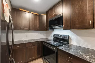 7224 W State St #3D, Wauwatosa, WI 53213 - Photo 5