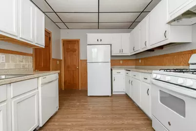 1300  Buchanan St, Racine, WI 53402 - Photo 11