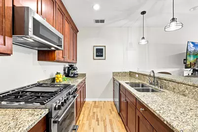 4  Gaslight Dr #307, Racine, WI 53403 - Photo 15