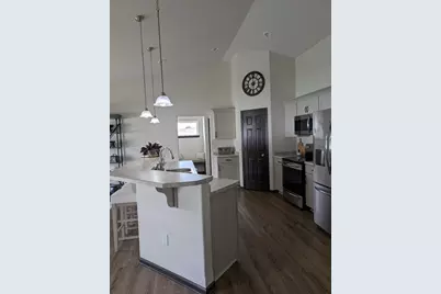 505  Windstone Ct, Watertown, WI 53094 - Photo 5