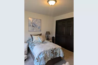 505  Windstone Ct, Watertown, WI 53094 - Photo 9