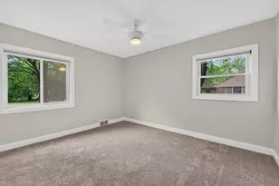 7125 N Longacre Rd, Fox Point, WI 53217 - Photo 13