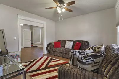 937  Grove Ave, Racine, WI 53405 - Photo 3