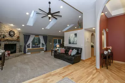 W2366  McAleavey Ct, Ashippun, WI 53066 - Photo 7