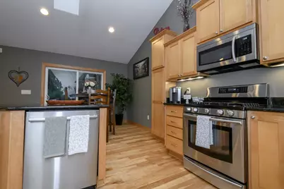 W2366  McAleavey Ct, Ashippun, WI 53066 - Photo 17