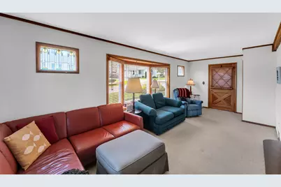 4226  Maple Dr, Delavan, WI 53115 - Photo 3