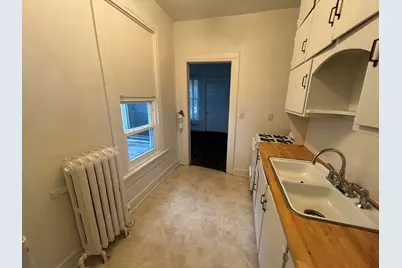 1130  Vine St, La Crosse, WI 54601 - Photo 5