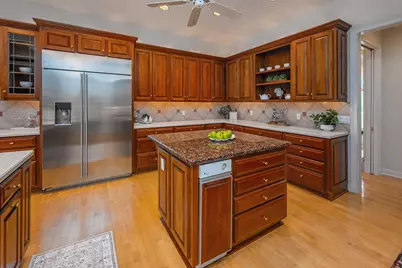 14425  Westover Rd, Elm Grove, WI 53122 - Photo 25