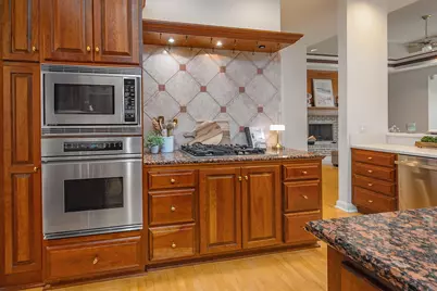 14425  Westover Rd, Elm Grove, WI 53122 - Photo 27