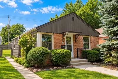 7639 W Lorraine Pl, Milwaukee, WI 53222 - Photo 1