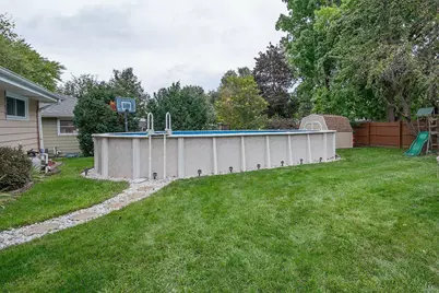 7726 N 49th St, Brown Deer, WI 53223 - Photo 27