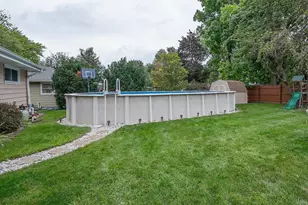 7726 N 49th St, Brown Deer, WI 53223 - Photo 27