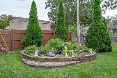 7726 N 49th St, Brown Deer, WI 53223 - Photo 25