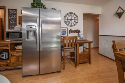 7726 N 49th St, Brown Deer, WI 53223 - Photo 7