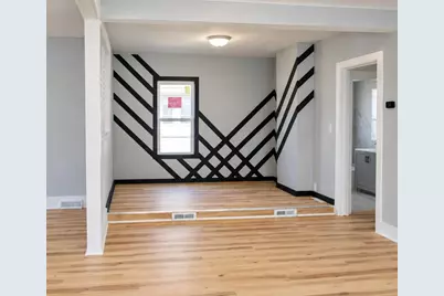 2538 N Hubbard St, Milwaukee, WI 53212 - Photo 5