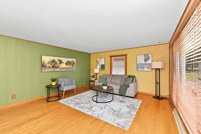 7919  Hagemann Rd, Racine, WI 53108 - Photo 5