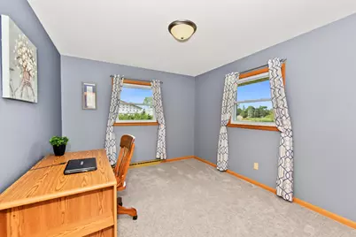 7919  Hagemann Rd, Racine, WI 53108 - Photo 11