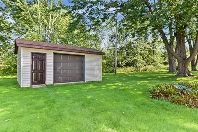 7919  Hagemann Rd, Racine, WI 53108 - Photo 25