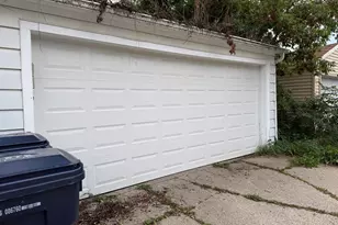6916 W Villard Ave, Milwaukee, WI 53218 - Photo 5