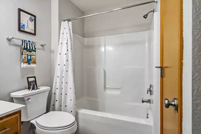 288  Wildflower Cir, Port Washington, WI 53074 - Photo 29