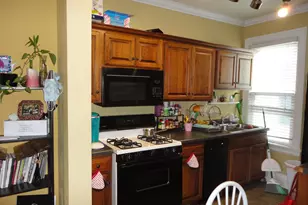 1916 E Webster Pl, Milwaukee, WI 53211 - Photo 25
