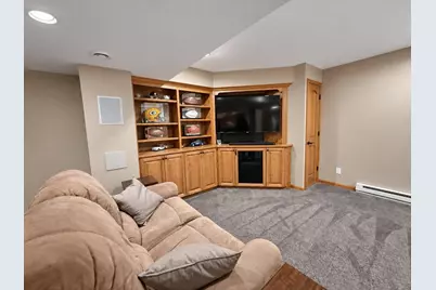 13320 W Crestwood Ct, New Berlin, WI 53151 - Photo 27