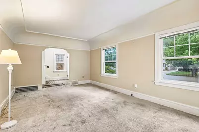 5945 N Shoreland Ave, Whitefish Bay, WI 53217 - Photo 5