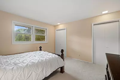 18045  Lamplighter Ln, Brookfield, WI 53045 - Photo 39