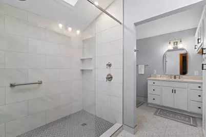 18045  Lamplighter Ln, Brookfield, WI 53045 - Photo 33