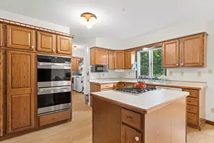 18045 Lamplighter Ln, Brookfield, WI 53045 - Photo 17