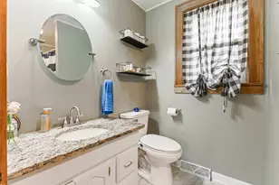 408 Orchard St, Burlington, WI 53105 - Photo 15