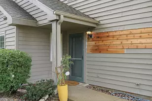 18755 Brookfield Lake Dr, Brookfield, WI 53045 - Photo 23